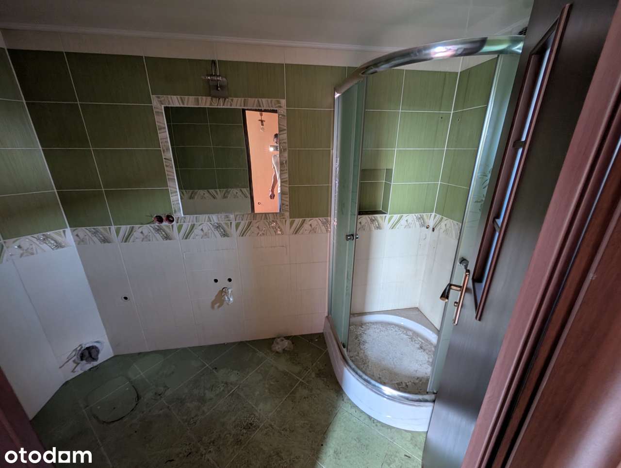 Dom z zapleczem pod działalność-garaże, możliwość 3 mieszkań!-19