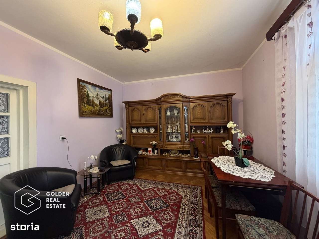 Casa cu doua corpuri de cladire in Gradiste-1