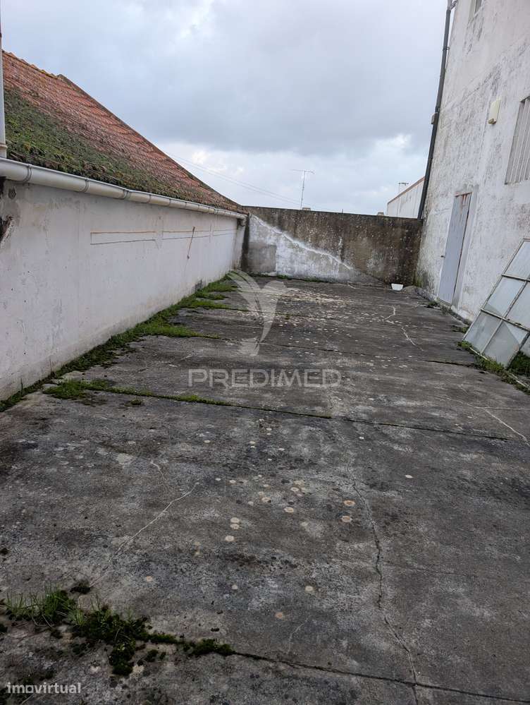 Armazém no centro da Vila de Mora - Grande imagem: 5/5