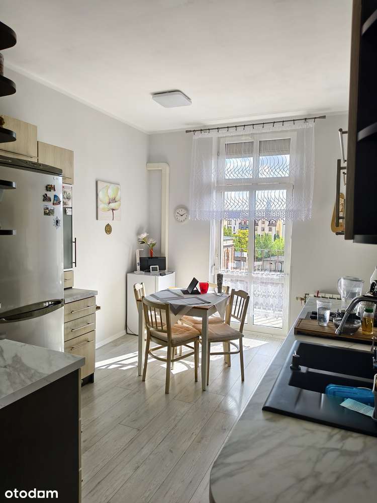 OKAZJA. Atrakcyjne mieszkanie 3 pokojowe w centrum Leszna na sprzedaż.-11