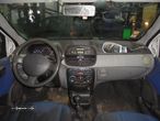 Carro MOT: 188A4000 FIAT PUNTO 1.2 SX 2001 1.2 60CV 5P BRANCO GASOLINA - 7