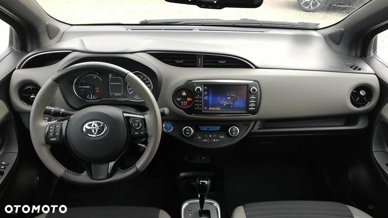 Toyota Yaris - 9