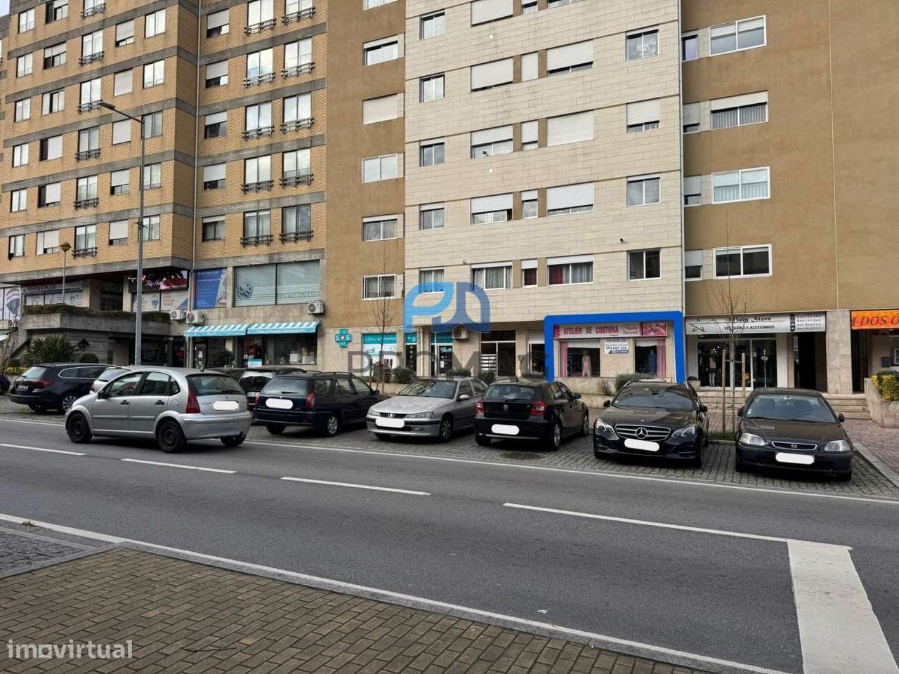 Loja Rua D. Afonso Henriques - Águas Santas - Grande imagem: 3/5