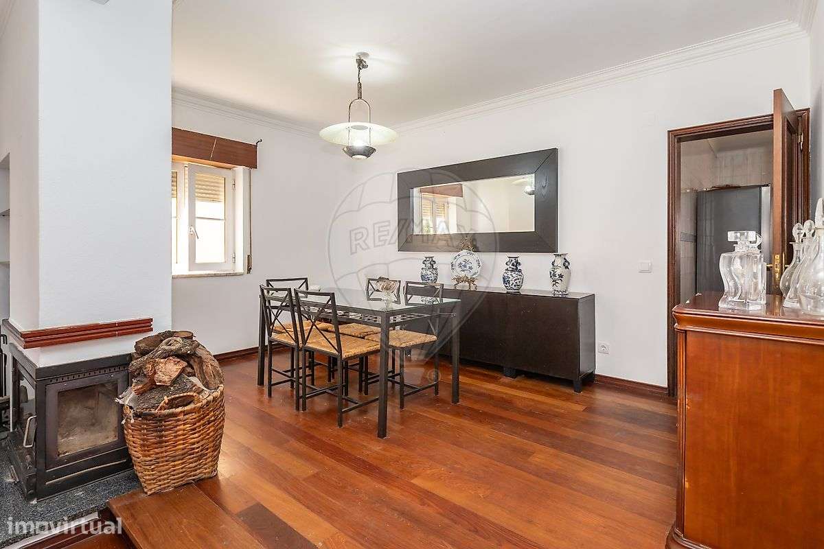 Moradia T4 para venda-12