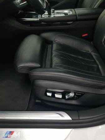 BMW Seria 7 - 13