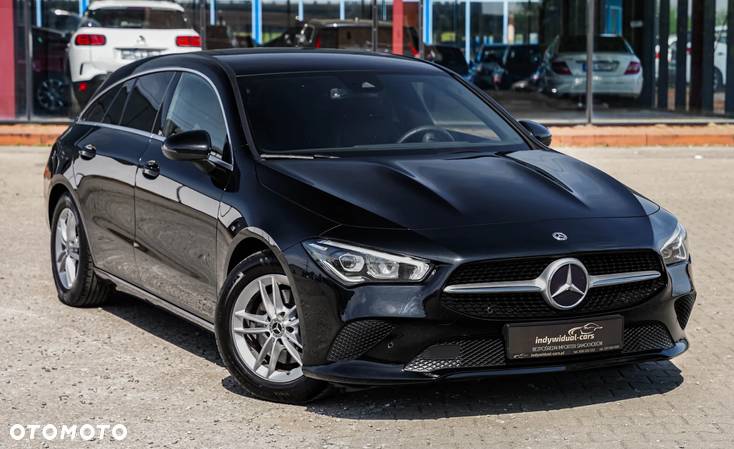 Mercedes-Benz CLA Shooting Brake 180 d 7G-DCT - 4