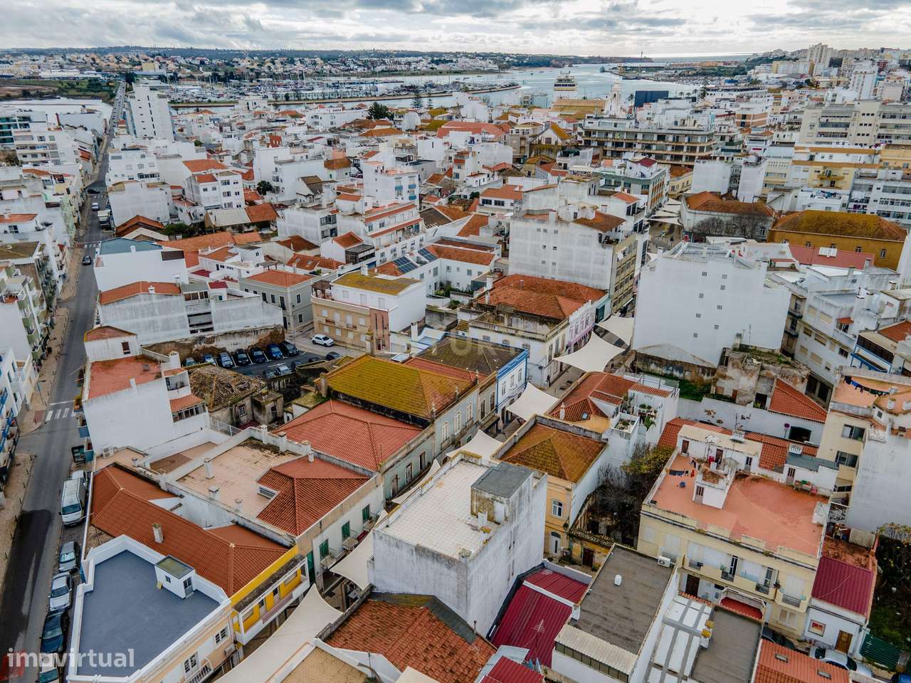 T0 centro de Portimão, E se o seu dinheiro começasse finalmente a trab-12