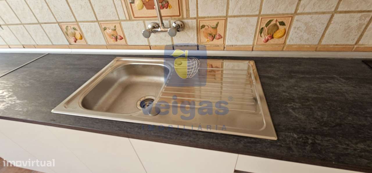 Apartamento T2 transf. em T3 Tapada das Mercês-11