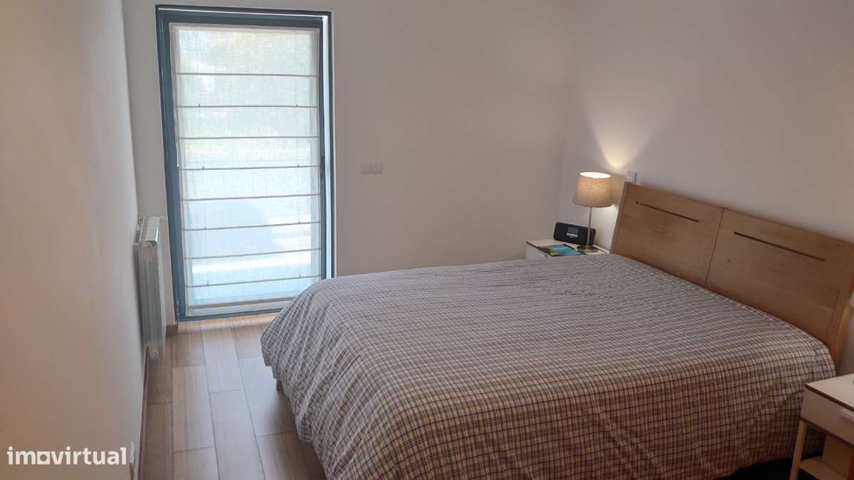 Vendo Apartamento T2 Semi-Novo Excelentes Áreas Centro Póvoa de Varzim-8