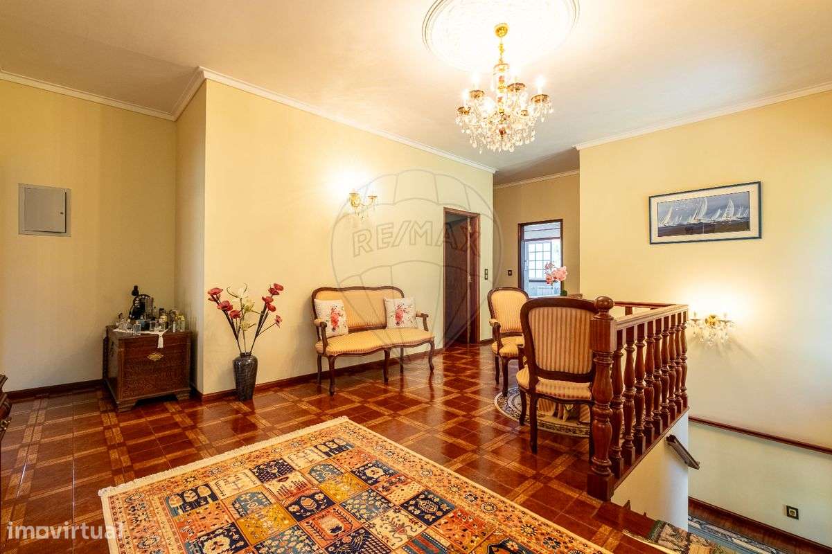 Moradia T4 para venda-16