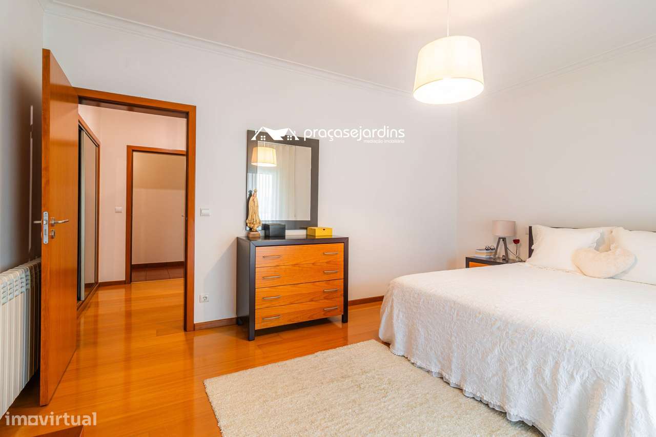 Moradia T5 vista castelo-44