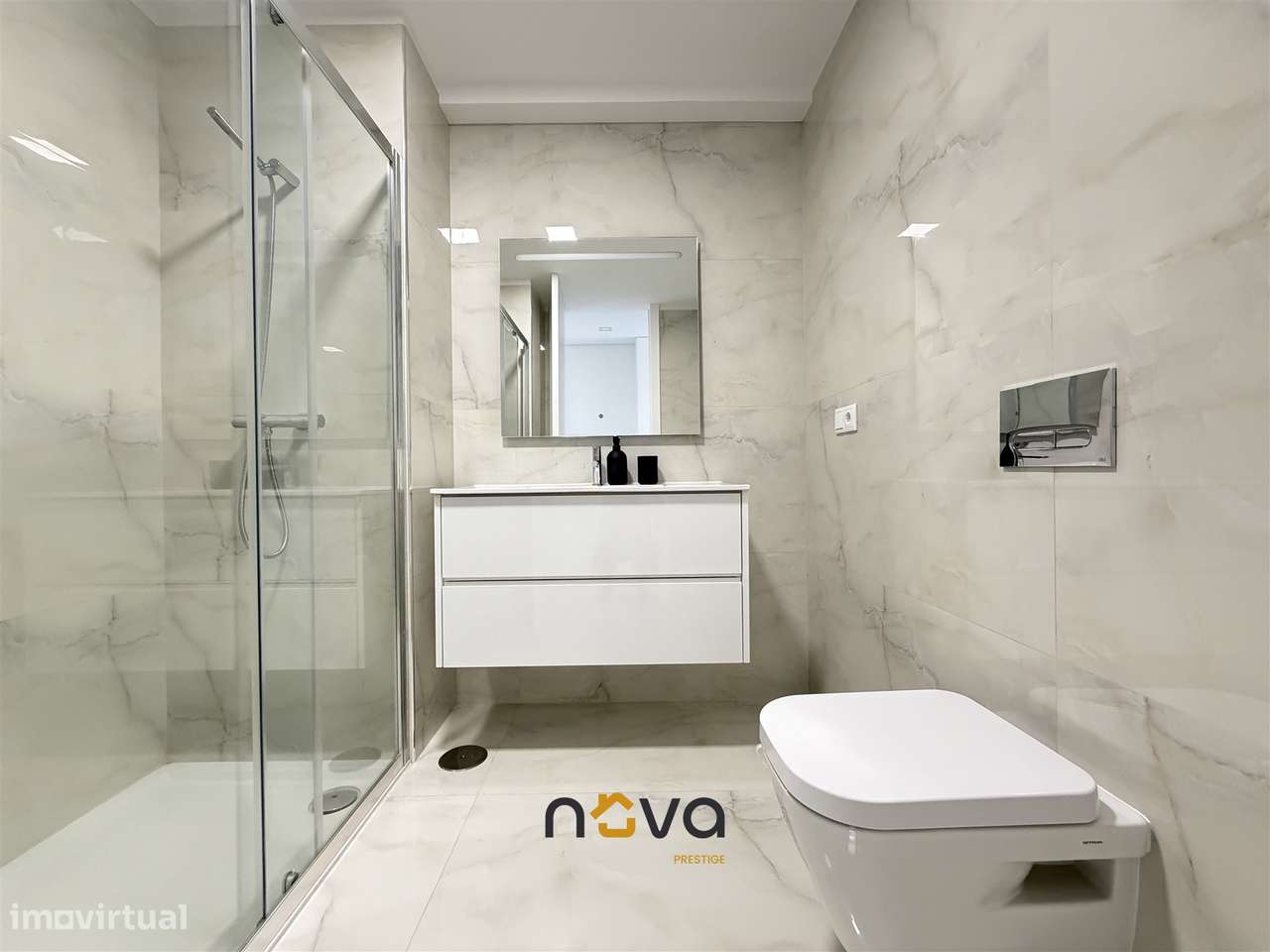 Apartamento T2 situado na 2ª linha de mar em Vila do Conde-9