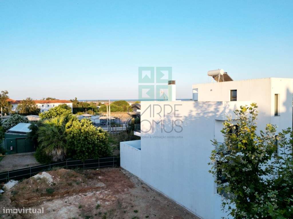 Lote com projeto aprovado, piscina e vistas de mar, centro de Tavir...-6