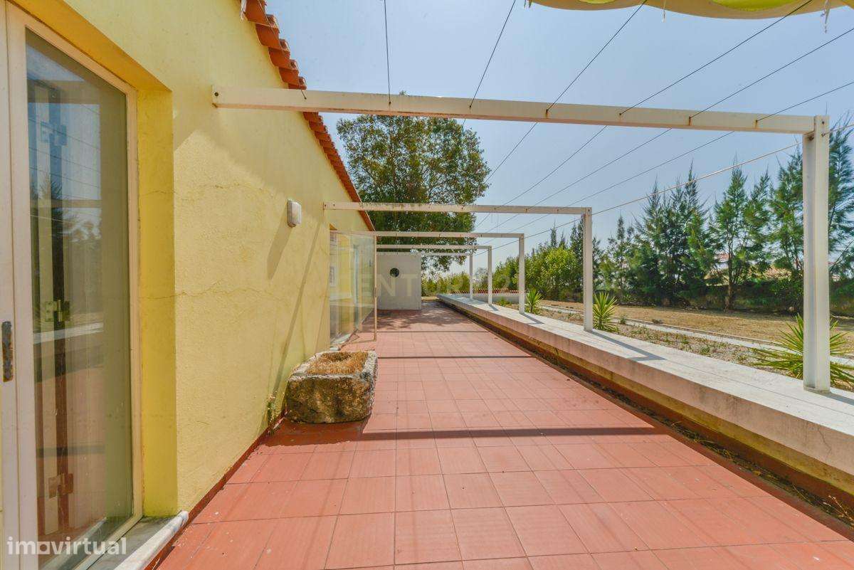 Quinta/Moradia na Póvoa de Santa Iria em Lote 2300m2-17