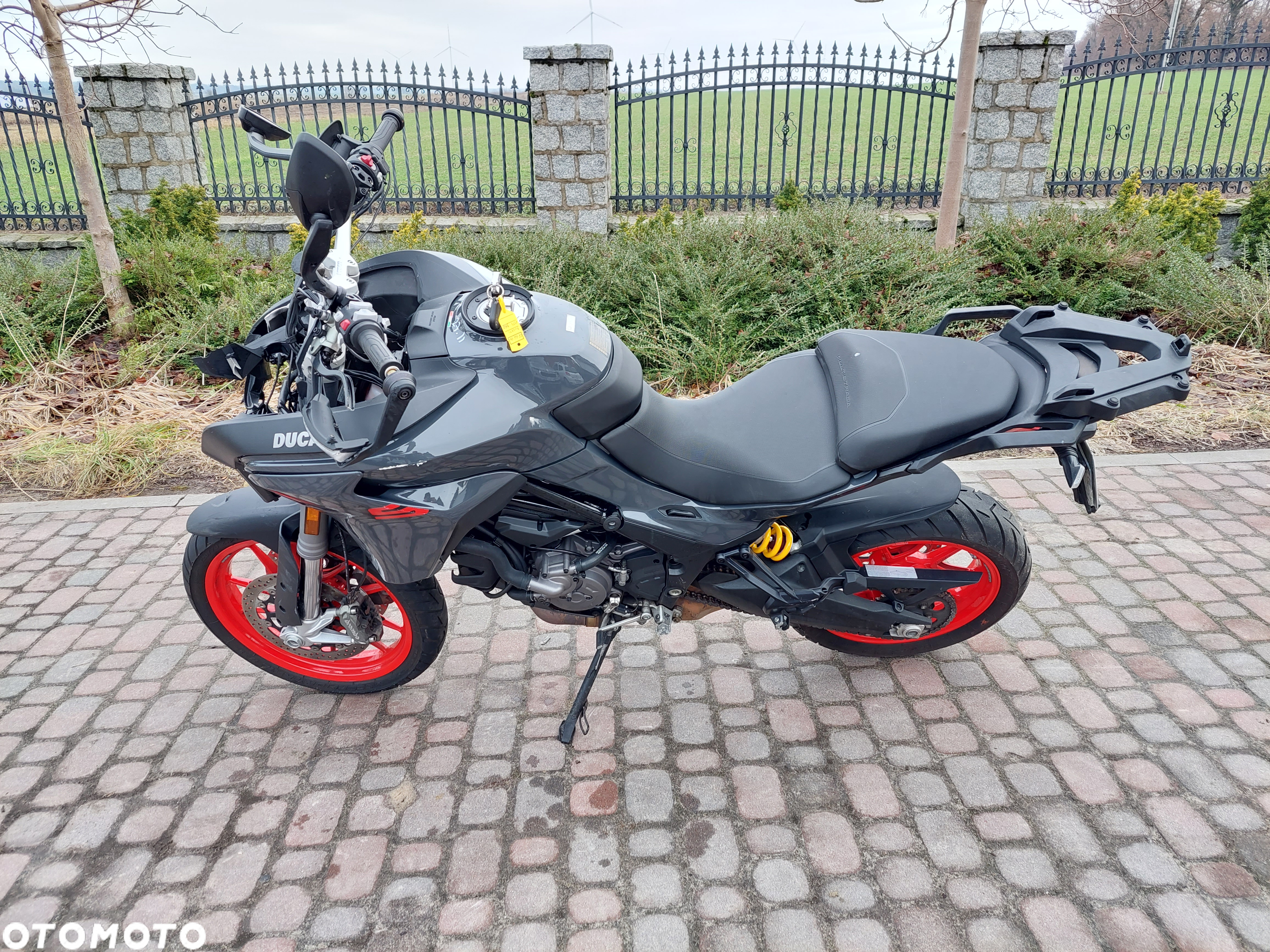 Ducati Multistrada - 2