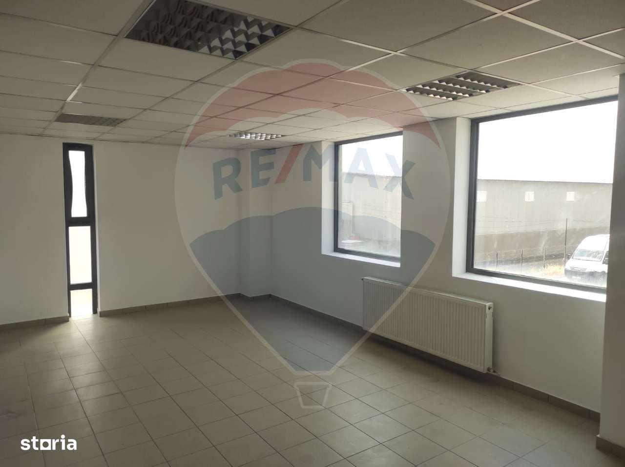 CLADIRE BIROURI 445 MP DE INCHIRIAT SLATINA - Imagine principală: 4/12