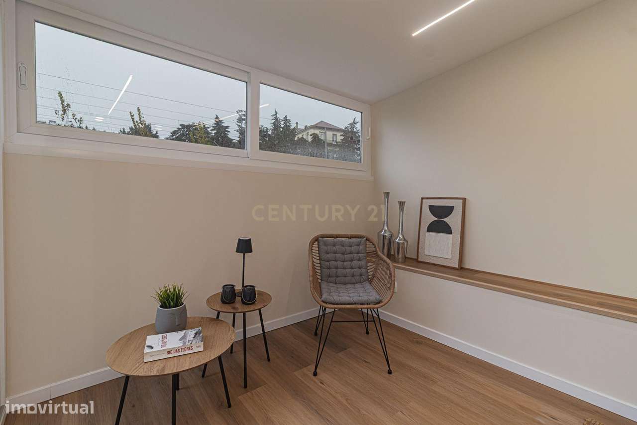 ✨ T2 Totalmente Remodelado com Terraço ✨-10