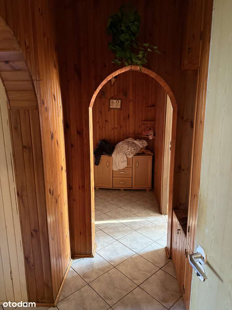 4 pokoje do remontu super cena i lokalizacja przy pętli PST-11