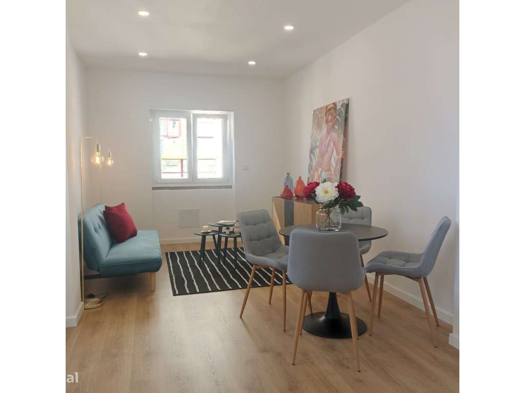 Apartamento T2 Benfica - Renovado-16