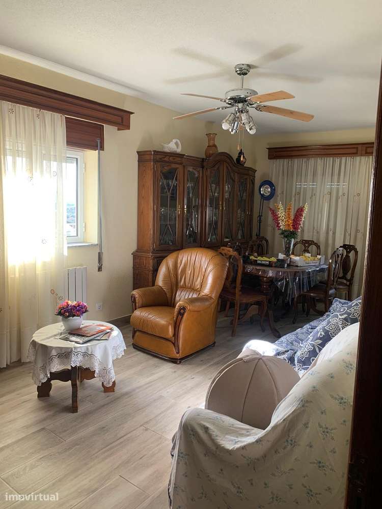 Apartamento t3 na freguesia do ferro-3