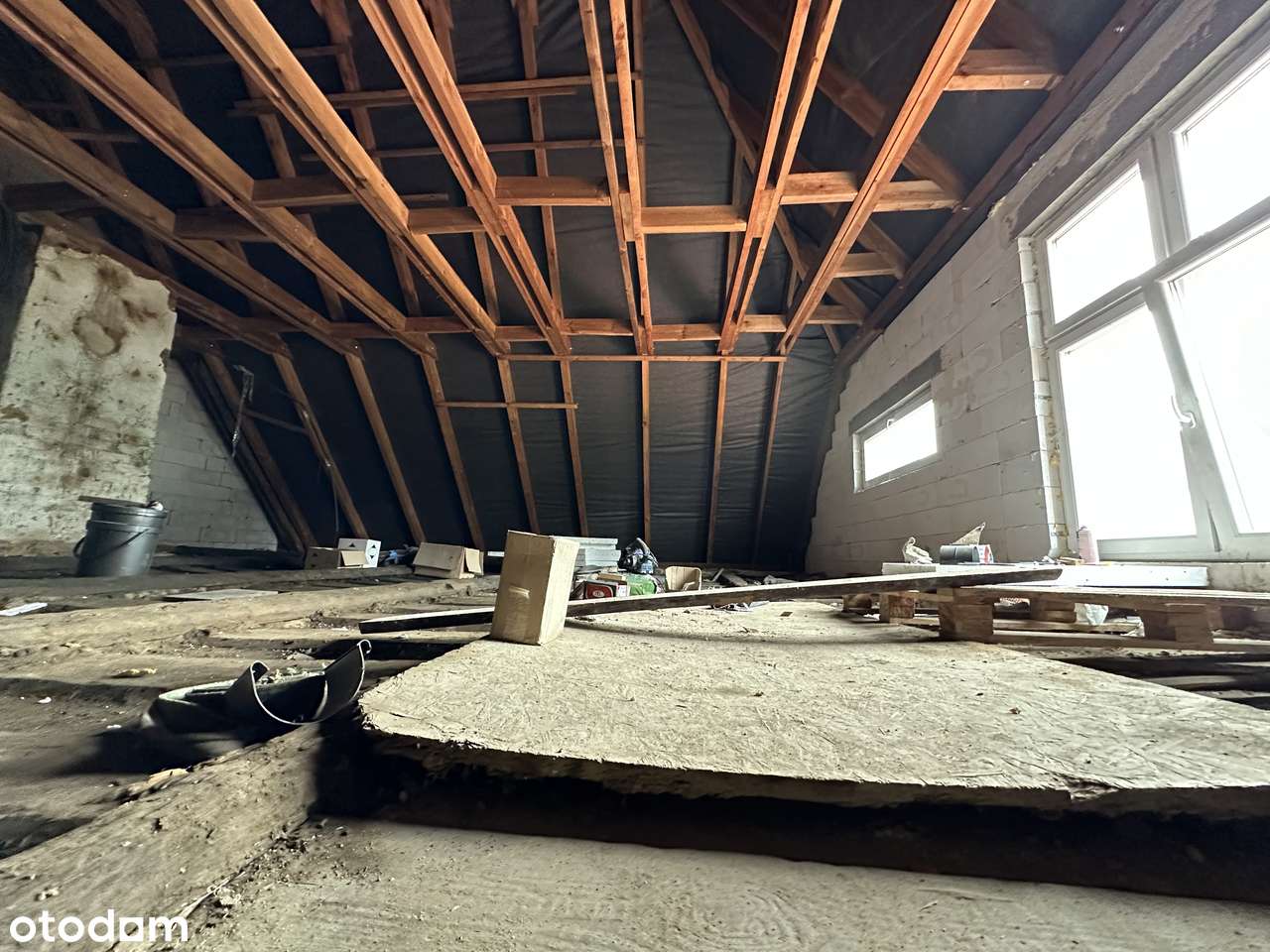 Dom z potencjałem – Zawonia, 230 m², 253 000 zł-10