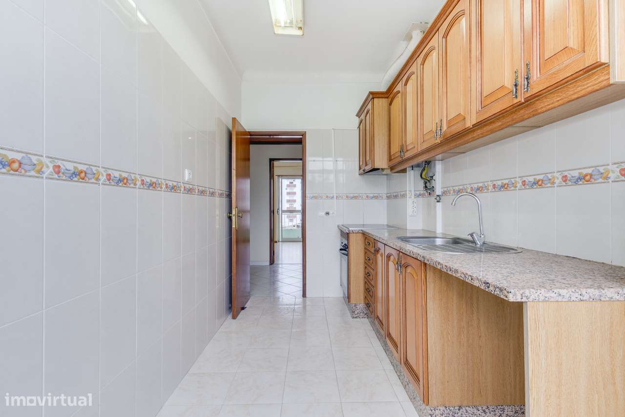 APARTAMENTO T2 | C/ ARRECADAÇÃO | CENTRO DE ALVERCA-5
