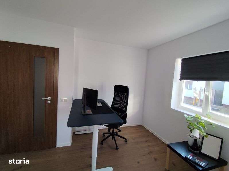 Vand casa 3 camere in Sânandrei, direct de la proprietar - Imagine principală: 5/8