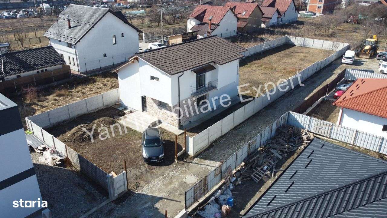 Casă de vânzare în Curtea de Argeș, strada Vasile Lupu - Imagine principală: 5/20