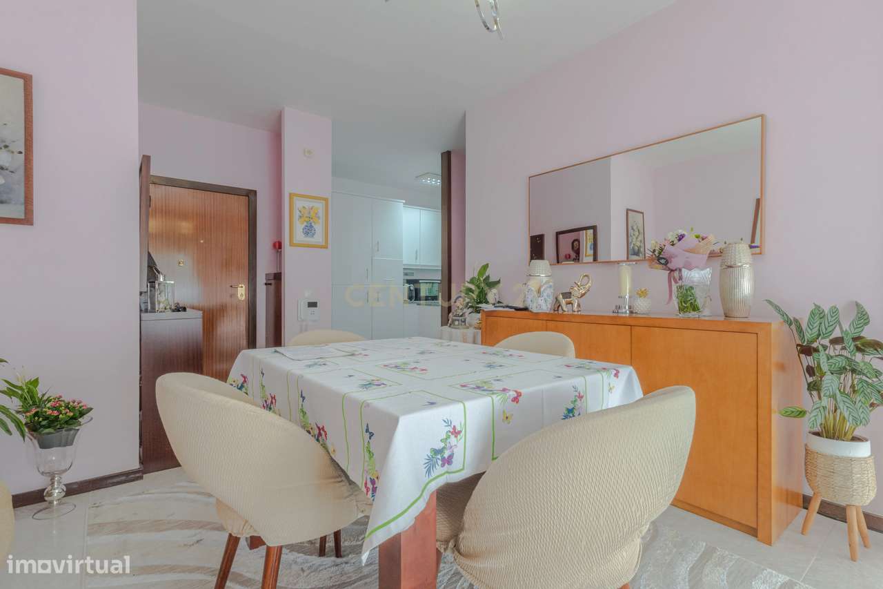 T2 com Vista Mar no 6.º Andar | Matosinhos Sul-4