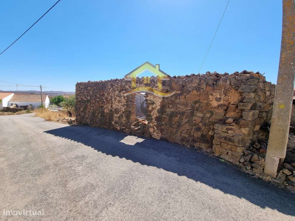 Terreno com ruina em Castro Marim-5
