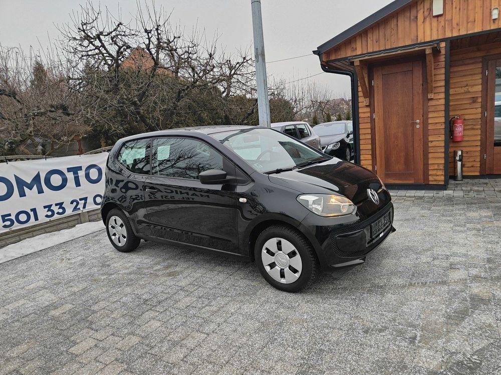 Volkswagen Up! Standard 2014
