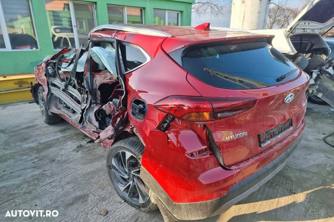 Aripa fata spate carenaj broasca maner incuietoare usa  Hyundai Tucson 3 facelift motor 2.0crdi d4ha dezmembrez - 4