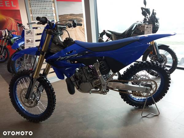 Yamaha YZ - 4