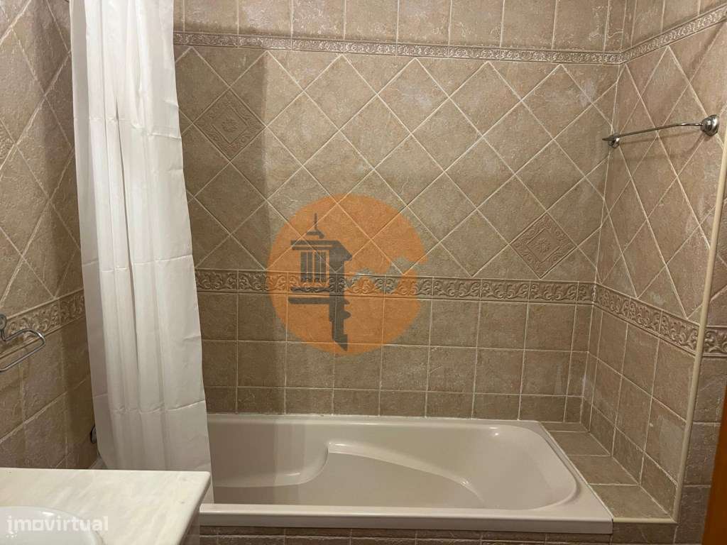 Fantástica Moradia com Piscina para venda-26