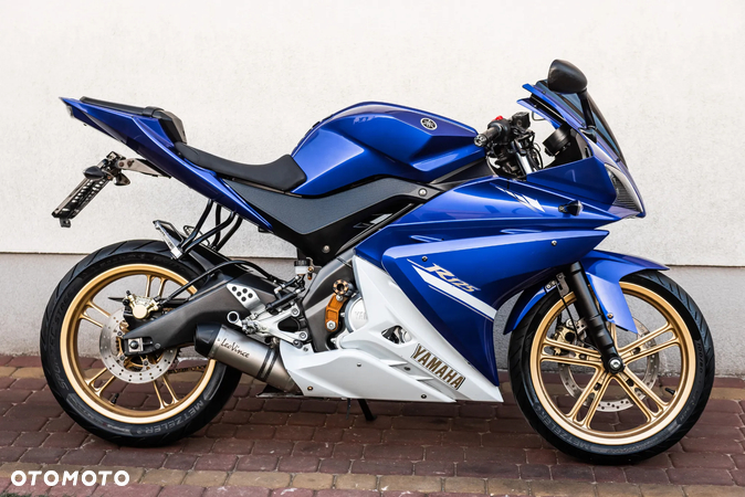 Yamaha YZF - 3