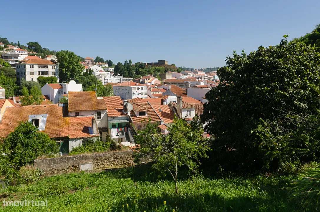 Prédio com Vista Panorâmica na zona Histórica de Alcobaça-17