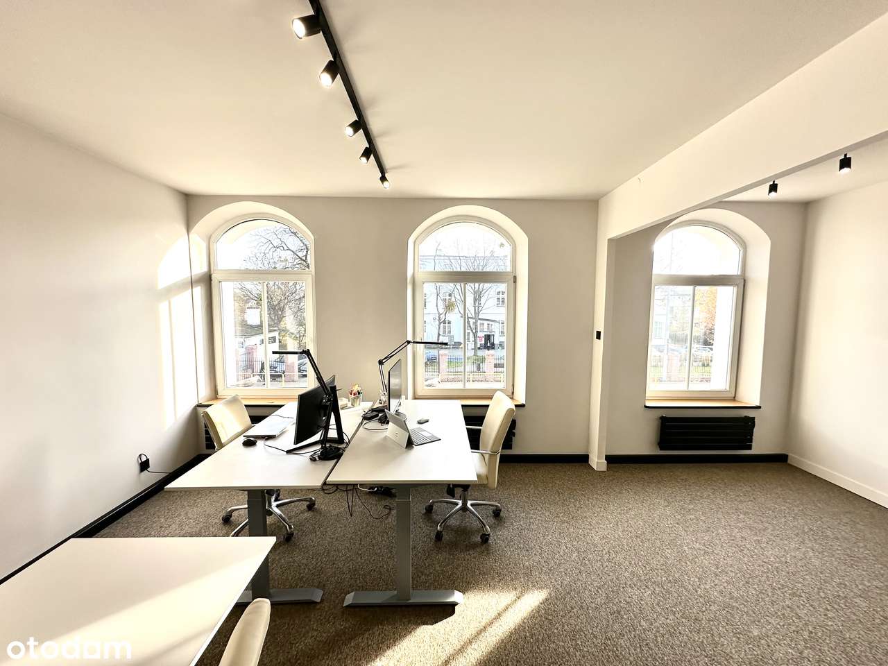 Nowoczesny lokal usługowy na pierwszym piętrze - Pełny obrazek: 4/18