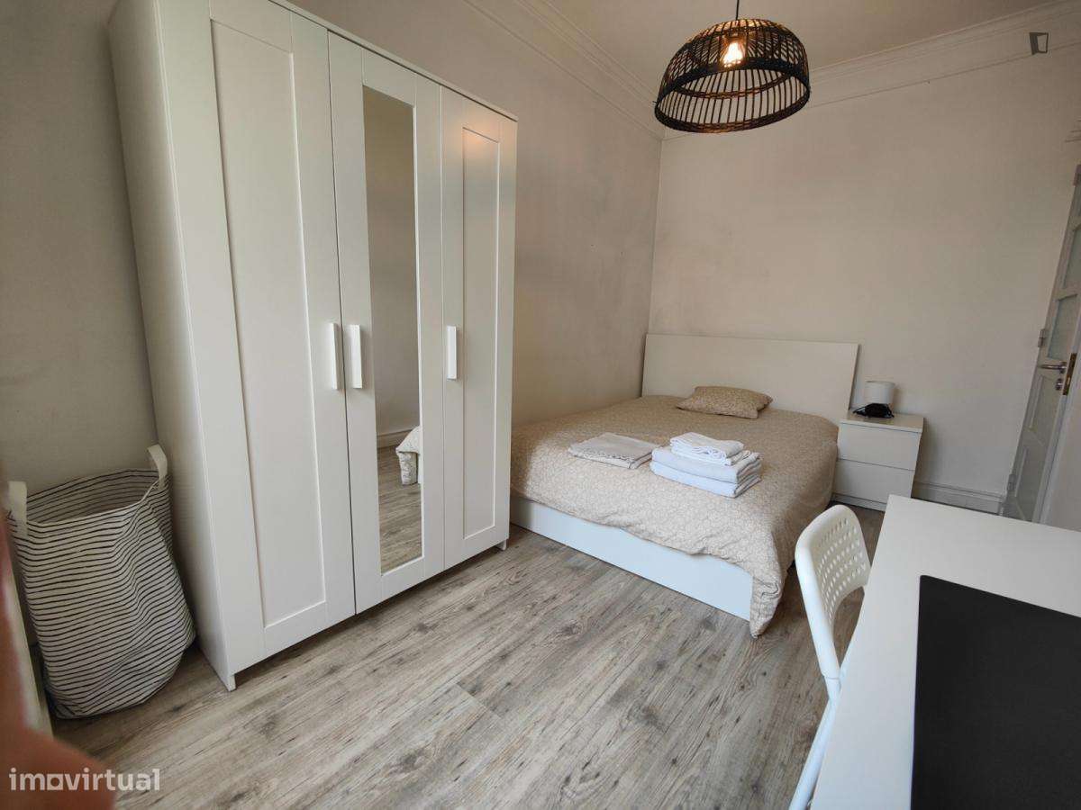 Quarto - localizado em Alvalade Lisbon - Grande imagem: 2/10