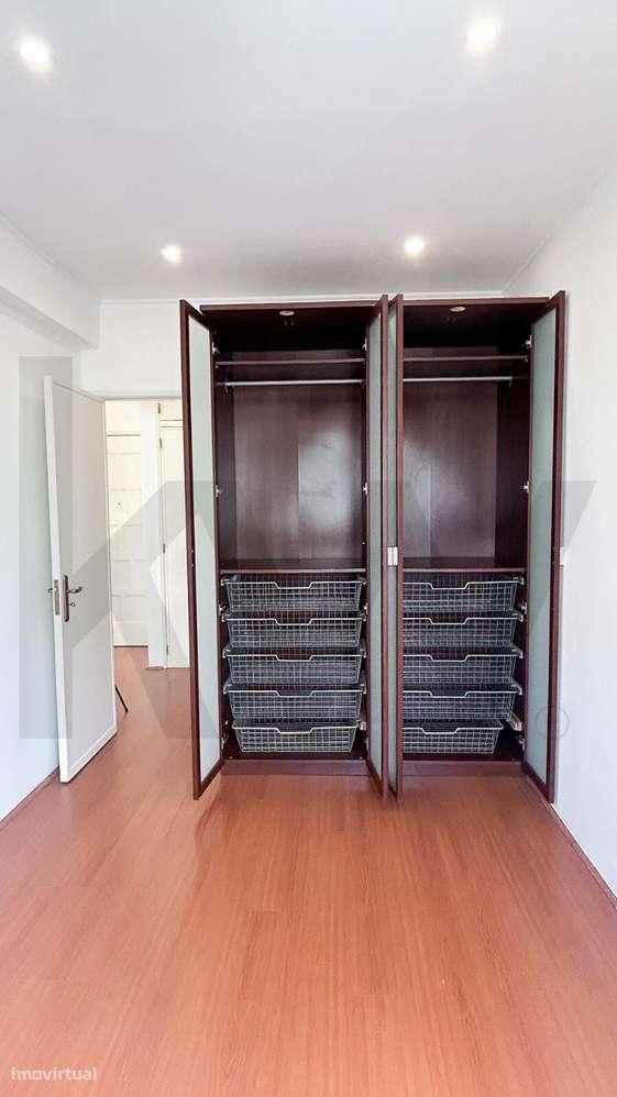 T1 REMODELADO, NAS PATAMEIRAS- ODIVELAS- EXCELENTE  PARA HABITAÇÃO PRÓ-6