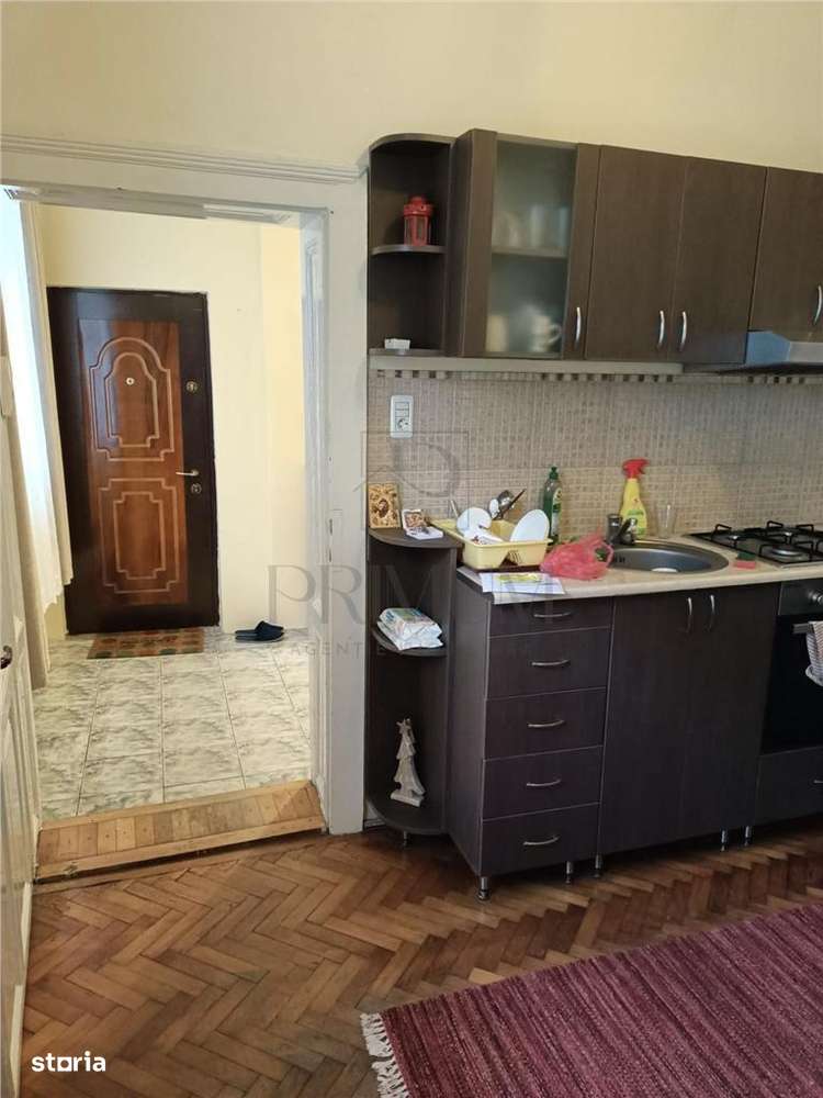 CENTRAL - SINAIA - 2 Camere - Parter - Centrala proprie - Imagine principală: 5/10