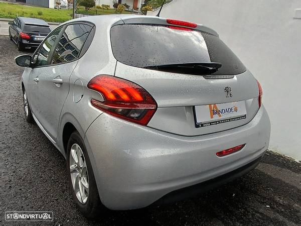 Peugeot 208 1.2 PureTech Style - 14