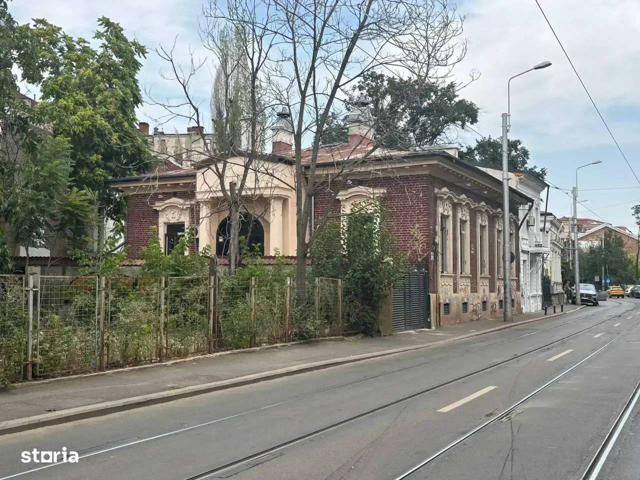 Oportunitate | Casa Interbelica | Zona Armeneasca | Pretabila Business - Imagine principală: 2/20