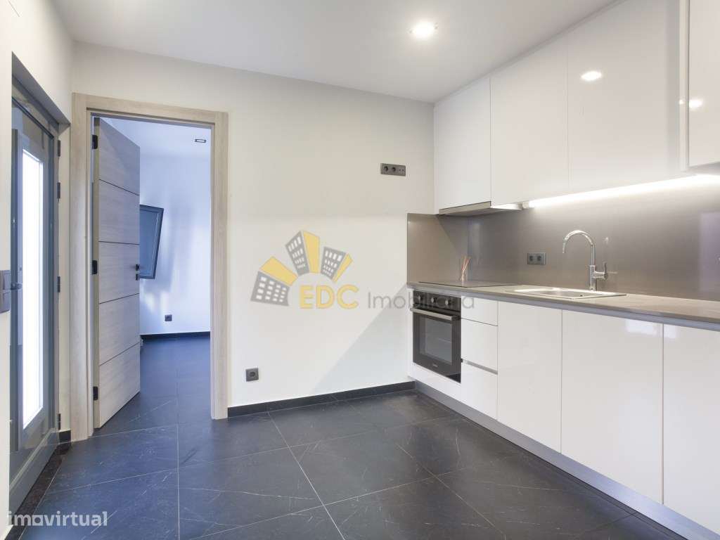 Moradia T2+1 | Localizada em São Domingos de Rana | Não perca a opo...-14