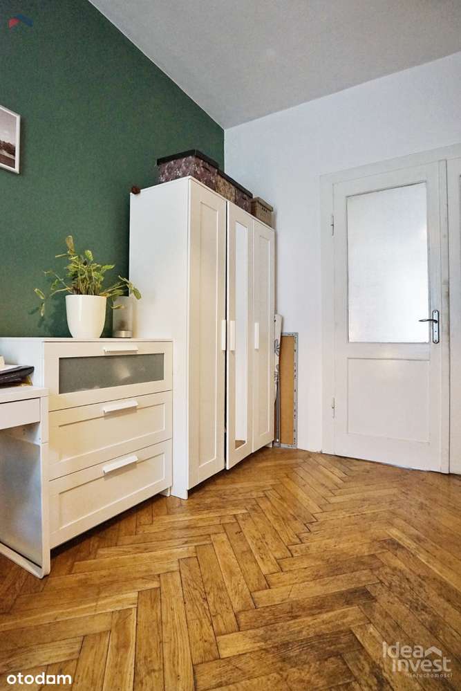 Pół domu z dużym ogrodem!-13