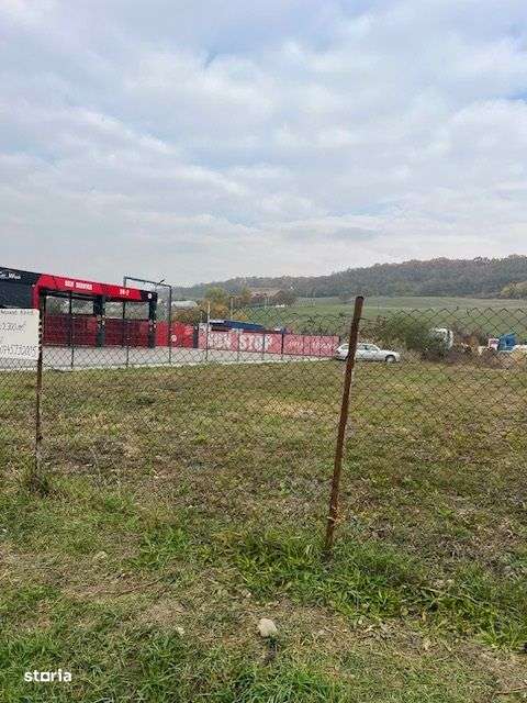 Teren de vânzare în Cristian, cu acces direct din drumul național - Imagine principală: 5/8