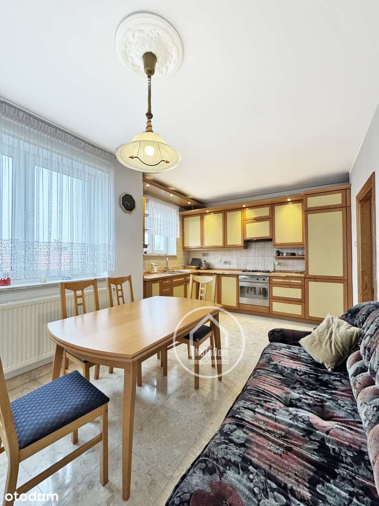 NA SPRZEDAŻ Ustka,dwupoziomowe mieszkanie z balkonem przy ul.Rybackiej - Pełny obrazek: 4/19