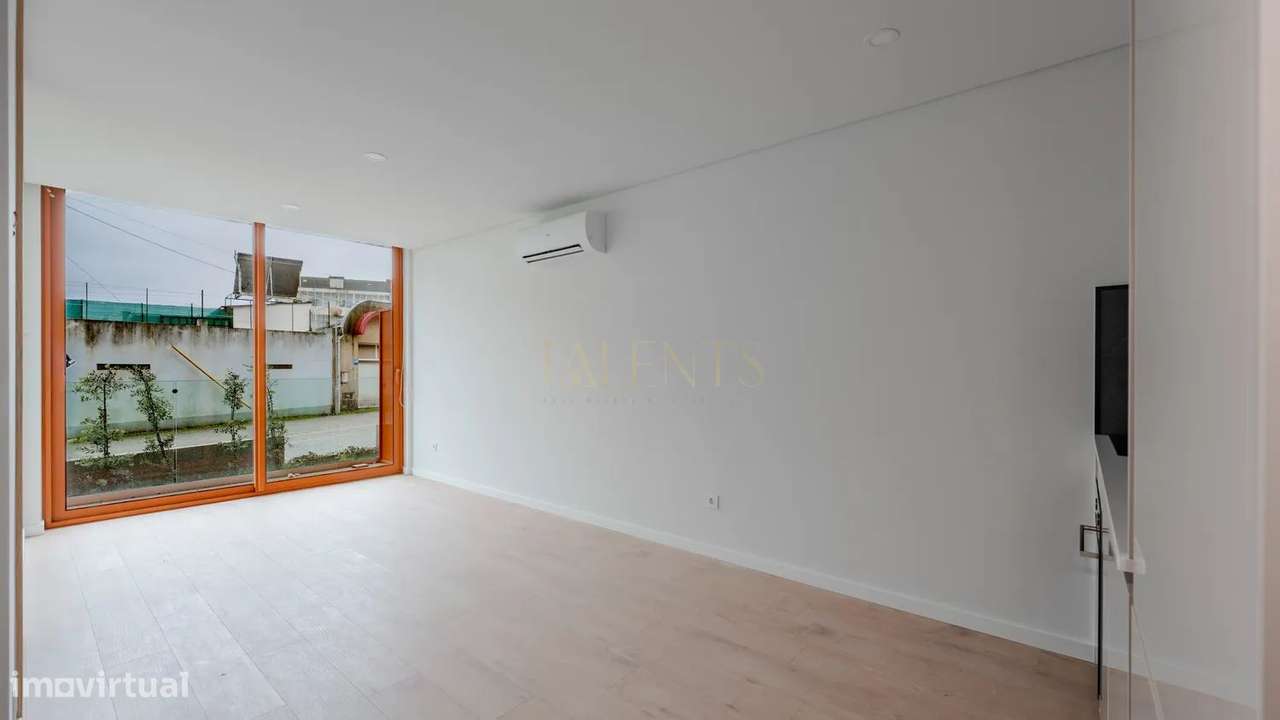 Apartamento T1 no coração da Póvoa de Varzim - Grande imagem: 2/21