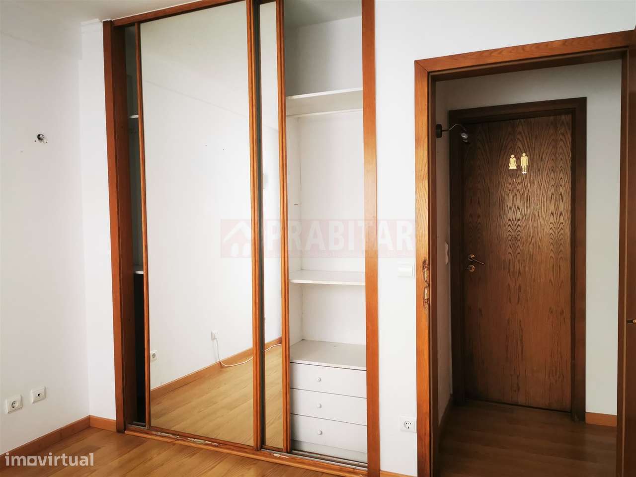 APARTAMENTO T3 COM GARAGEM NO VALE DAS FLORES EM COIMBRA-12