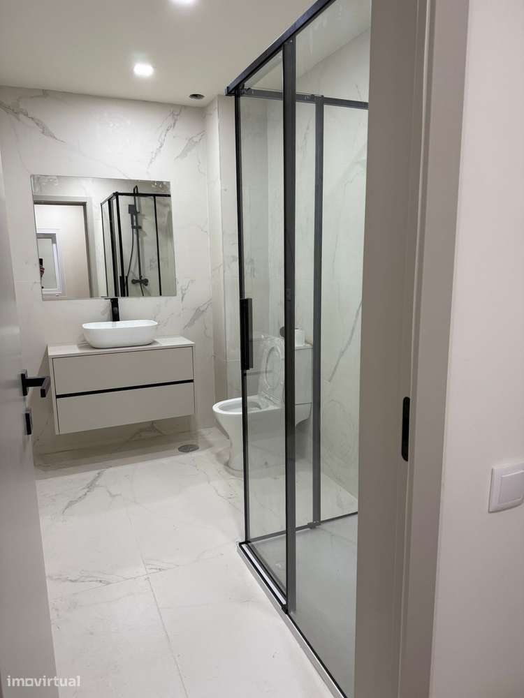 Apartameto t3 novo e moderno a 100 mts da praia-6