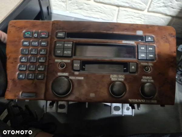 Radioodtwarzacz samochodowy Volvo S60 86511521 - 1